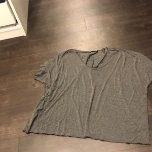 Dark grey basic vneck tshirt